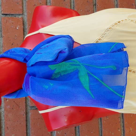 Set of 4 Fashion Scarves in Black, Blue, and Earth Tones size 14" x 60" - Picture 4 of 12
